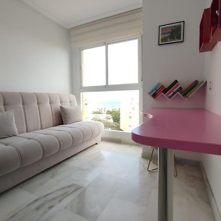 Atico Duplex Con Vistas Al Mar. Dos Plazas De Garaje Daire Torremolinos Dış mekan fotoğraf