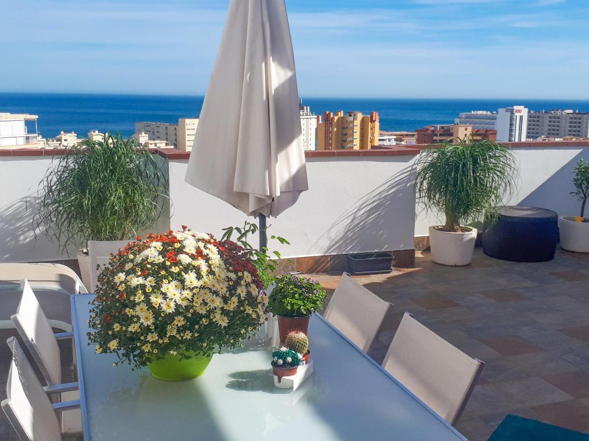 Atico Duplex Con Vistas Al Mar. Dos Plazas De Garaje Daire Torremolinos Dış mekan fotoğraf