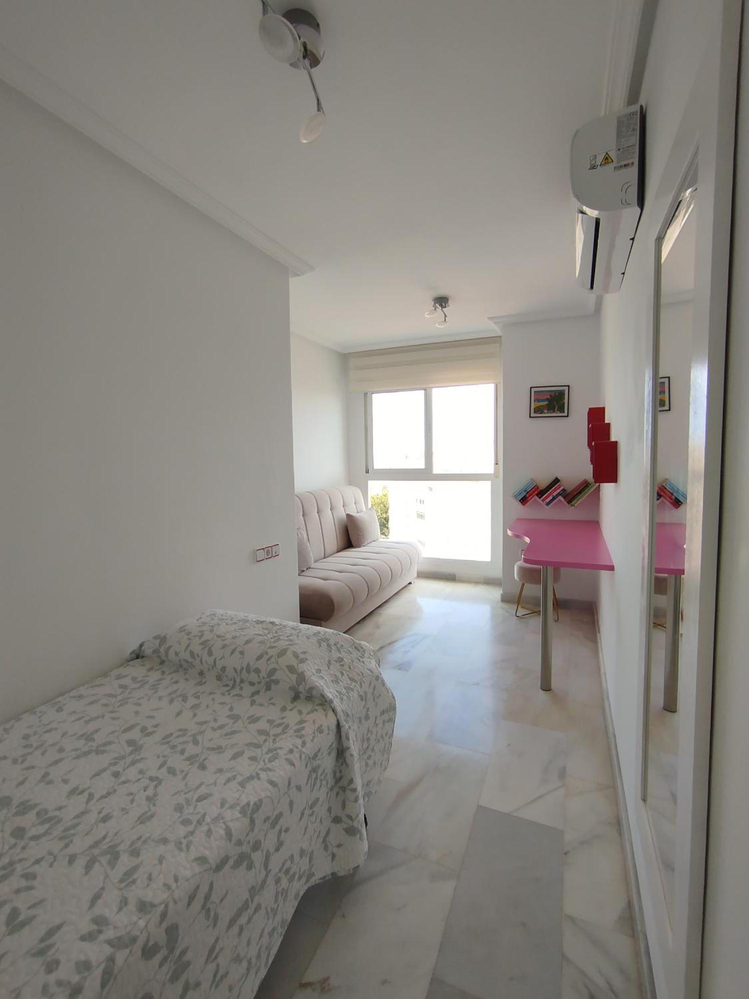 Atico Duplex Con Vistas Al Mar. Dos Plazas De Garaje Daire Torremolinos Dış mekan fotoğraf