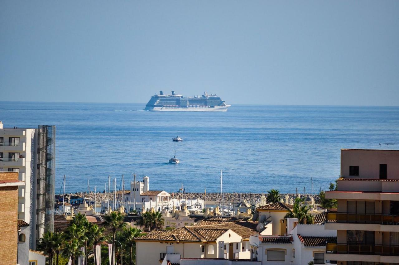 Atico Duplex Con Vistas Al Mar. Dos Plazas De Garaje Daire Torremolinos Dış mekan fotoğraf